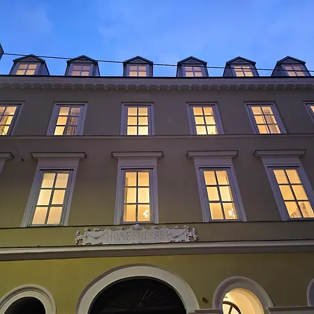 Boutique Hotel Parklane - Newly Renovated