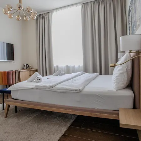 Boutique Hotel Parklane - Newly Renovated