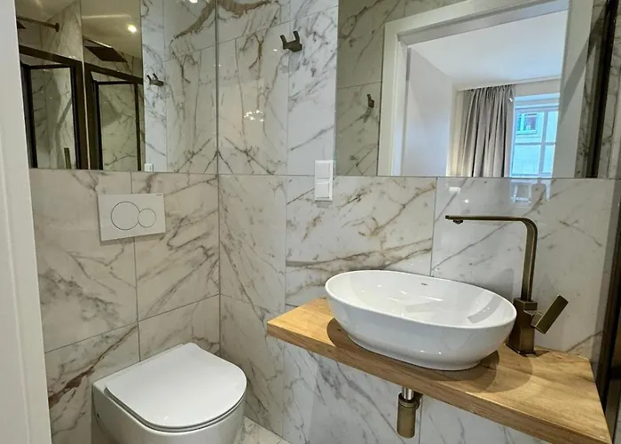 Boutique Parklane - Newly Renovated מלון *