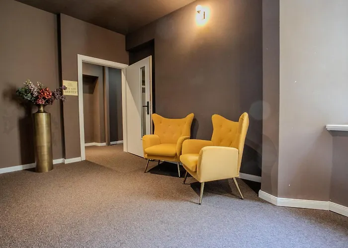 Boutique Parklane - Newly Renovated מלון *